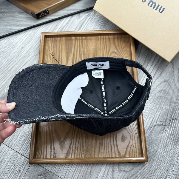 Miu Miu Hat MUH00123